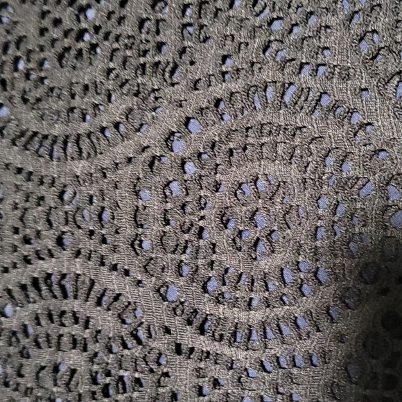 Cover-Up - Picture 3 of 7